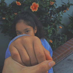 Meet your Posher, Yari